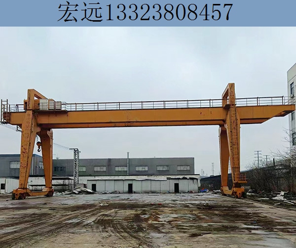 龙门吊地梁预埋铁制作方法及施工要求
