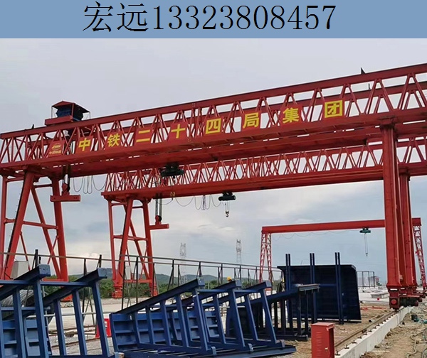 龙门吊脱轨后的后果