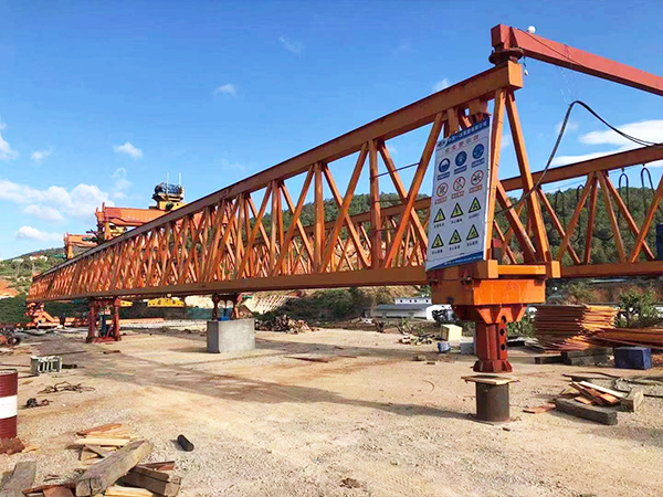 河南焦作架桥机厂家 光储赋能 绿动架梁：光伏-储能混合动力架桥机的创新实践