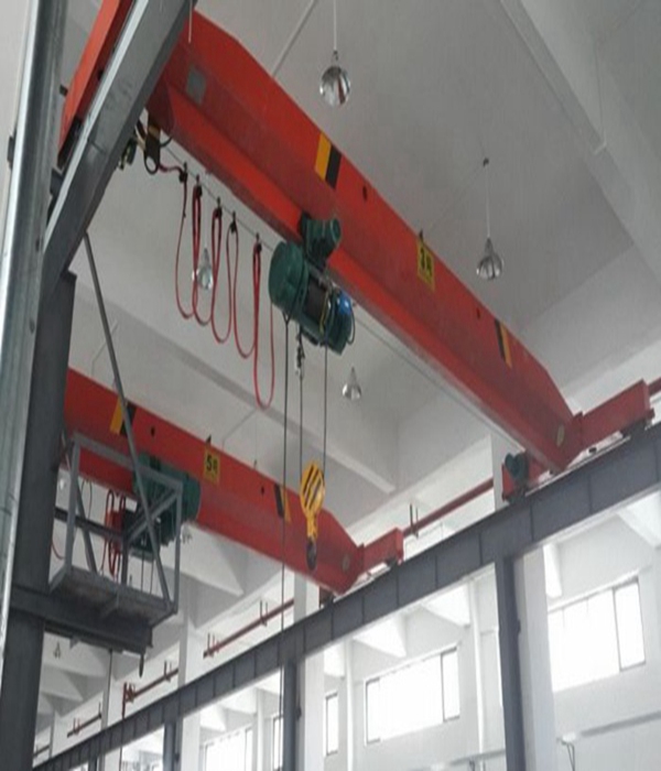 湖南湘潭桥式起重机厂家 压力定底线 选型筑根基——双梁桥式起重机轮压计算与轨道选型解析